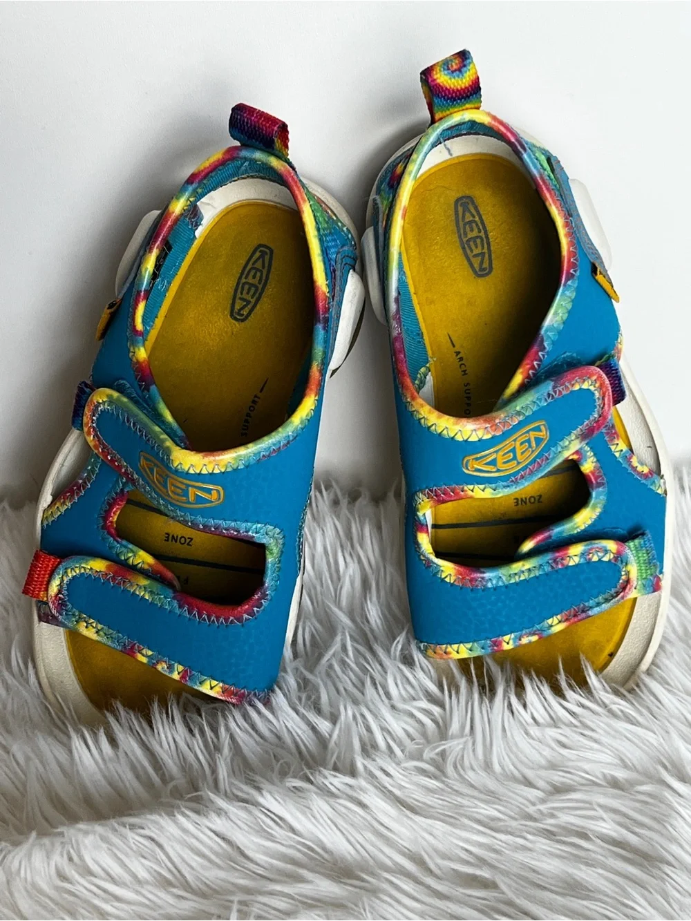 Keen both pairs
